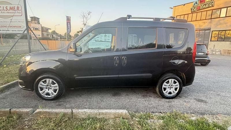 Usata Fiat Doblò Dynamic 90 CV (66 kW) 2015 Nero Monovolume