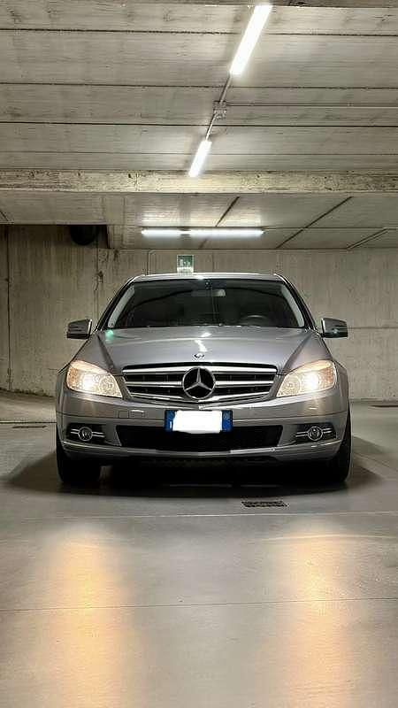 Usata Mercedes C200 Elegance 136 CV (100 kW) 2010 Berlina