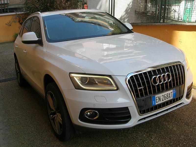 Usata Audi Q5 Advanced Plus 177 CV (130 kW) 2012 Bianco SUV