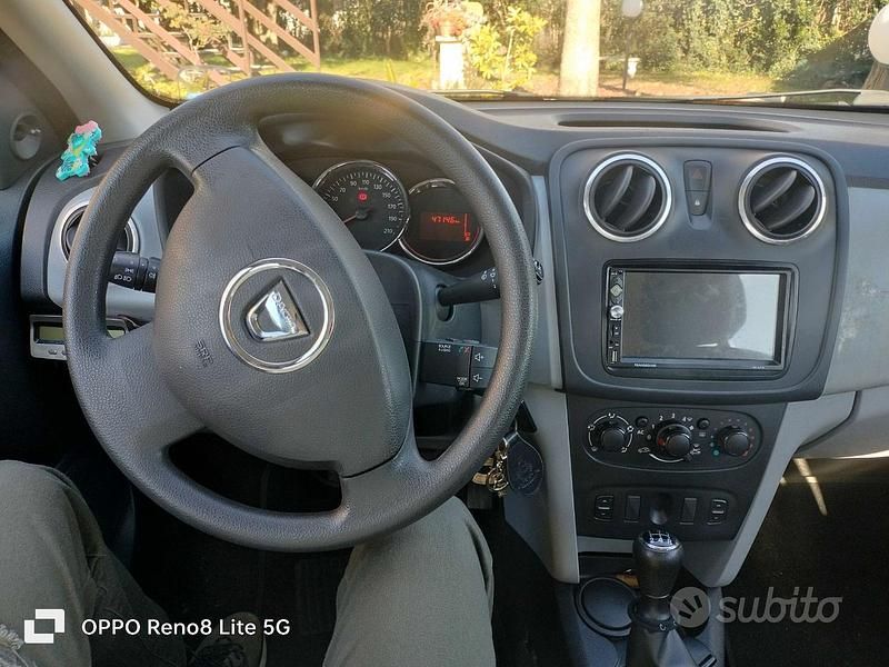 Usata Dacia Sandero 75 CV (55 kW) 2014 Blu Berlina