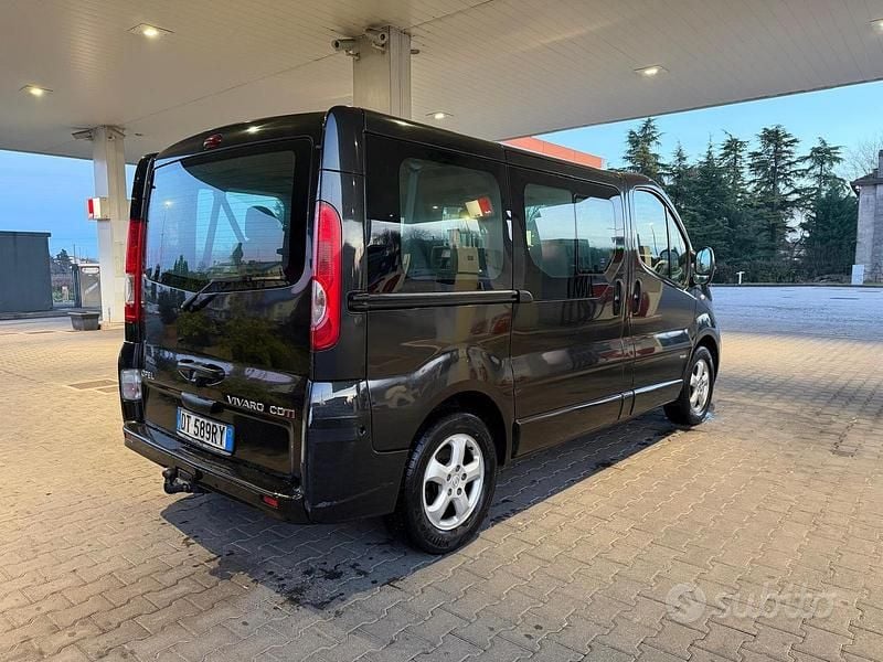 Usata Opel Vivaro 2009 Monovolume