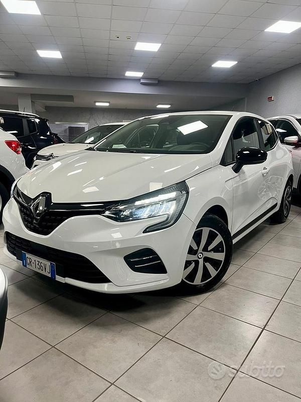 Usata Renault Clio V Equilibre 100 CV (73 kW) 2023 Bianco Berlina