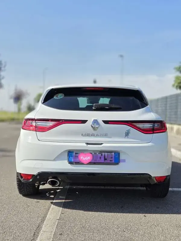 Usata Renault Mégane Intens 110 CV (80 kW) 2016 Berlina