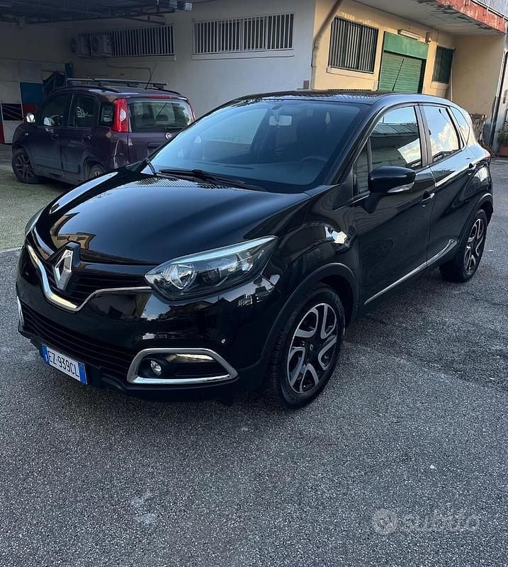 Usata Renault Captur 90 CV (66 kW) 2015 Nero SUV