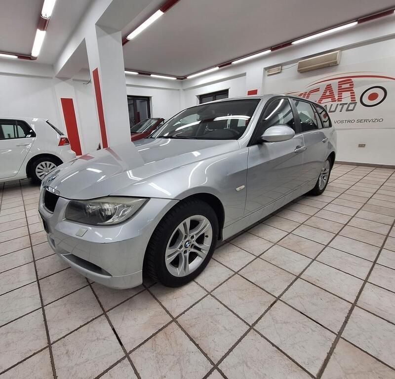 Grigio Usata 2008 BMW 320 Station wagon | 4900 € (Buon prezzo) - Immagine 1/4