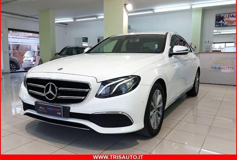 Usata Mercedes E200 151 CV (111 kW) 2018 Bianco Berlina