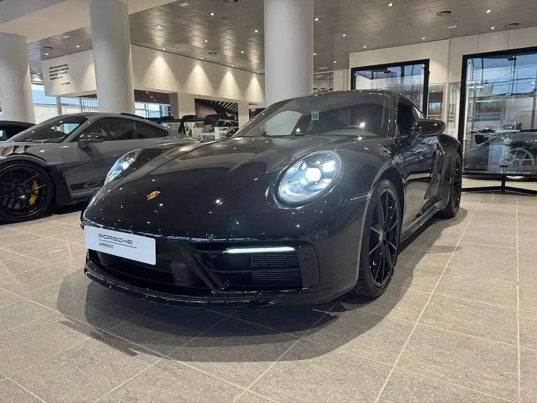 Usata Porsche 992 450 CV (330 kW) 2021 Nero Coupé