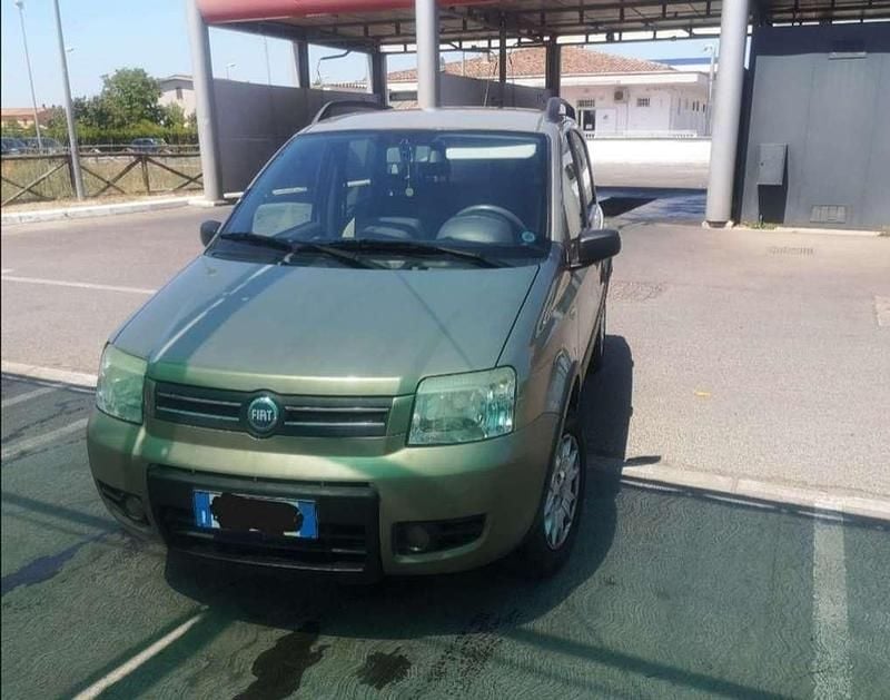 Usata Fiat Panda 4x4 Climbing 60 CV (44 kW) 2006 Utilitaria