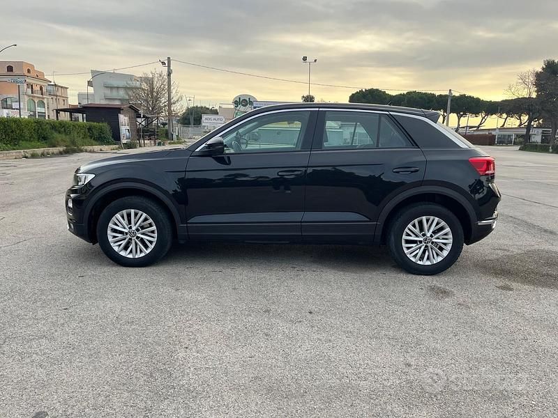 Occasion VW T-Roc 116 PK (85 kW) 2021 Zwart SUV