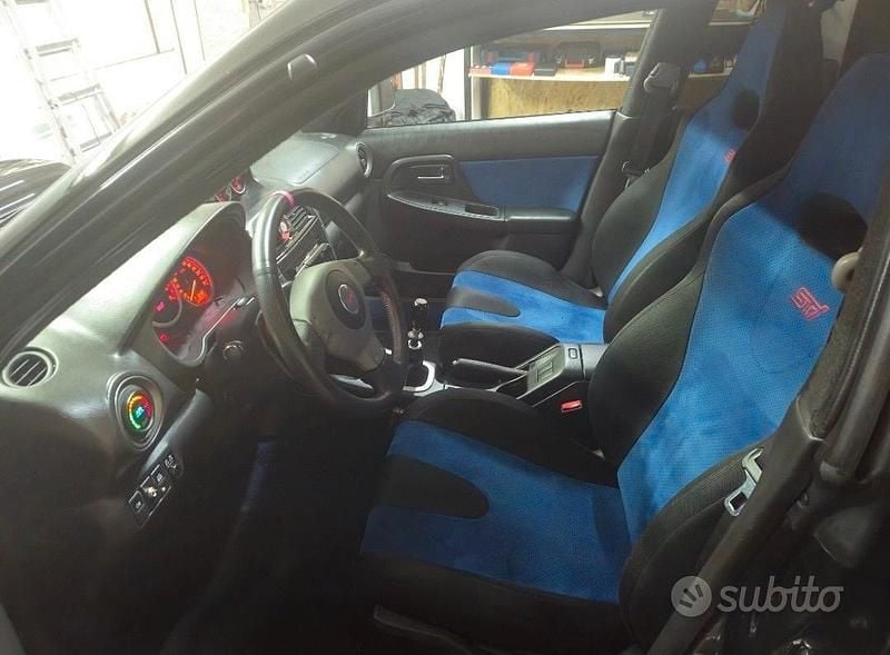 Usata Subaru Impreza 264 CV (194 kW) 2003 Nero Berlina