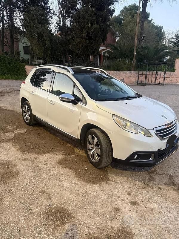Usata Peugeot 2008 82 CV (60 kW) 2013 Bianco SUV