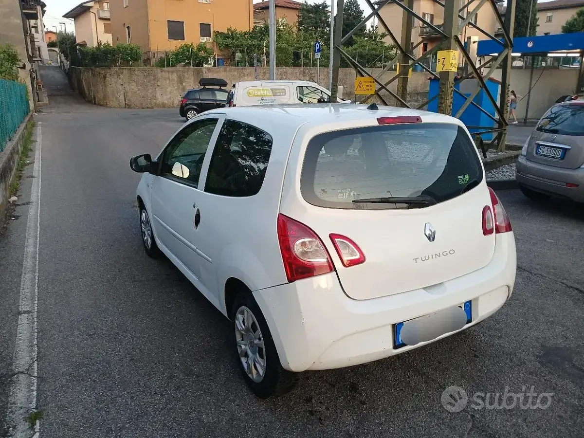 Usata Renault Twingo 75 CV (55 kW) 2013 Bianco Utilitaria