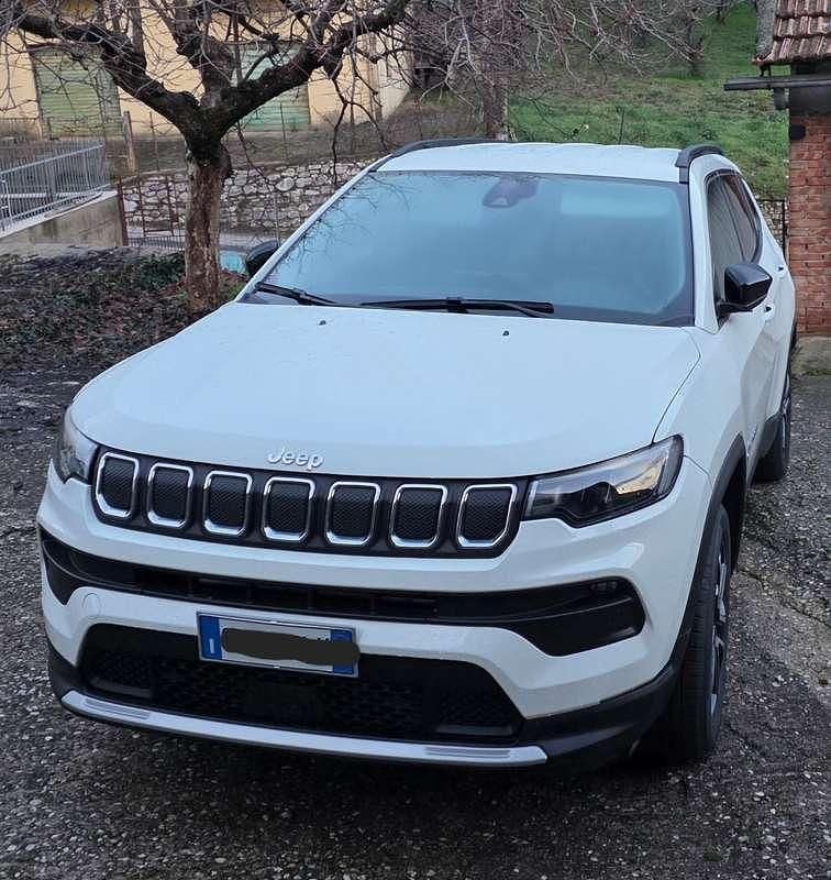 Bianco Usata 2022 Jeep Compass Limited SUV | 20.000 € (Buon prezzo) - Immagine 1/4