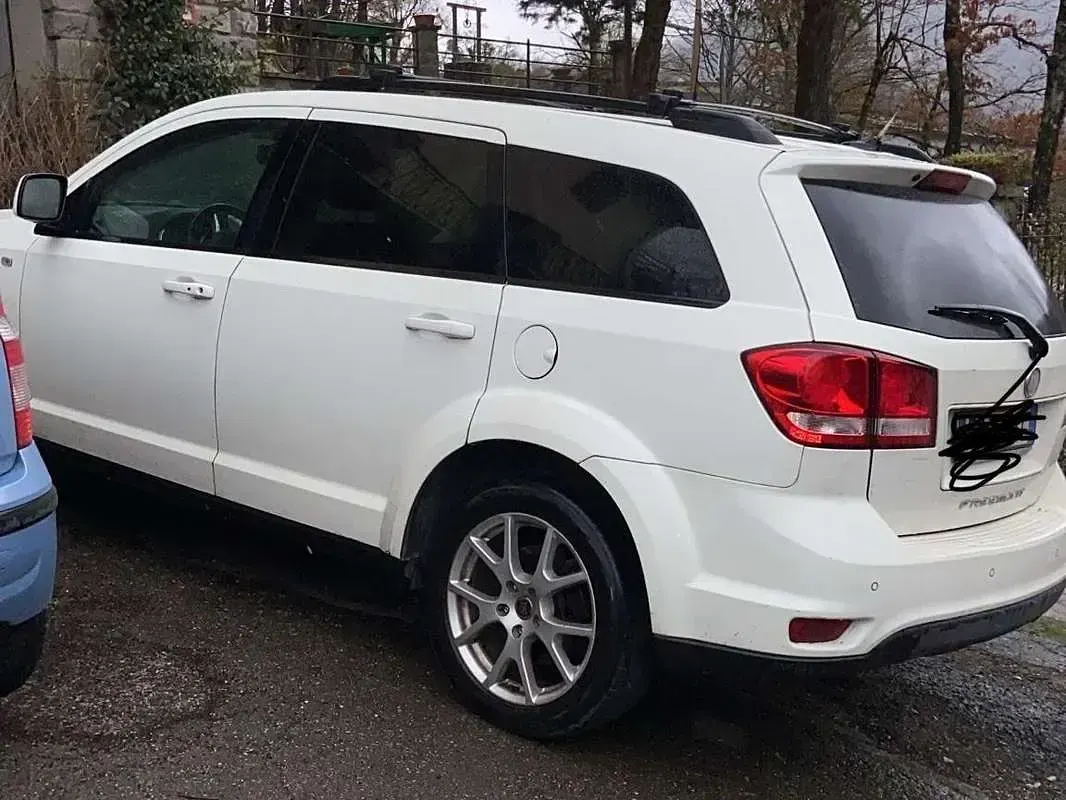 Usata Fiat Freemont Urban 140 CV (102 kW) 2012 Bianco SUV