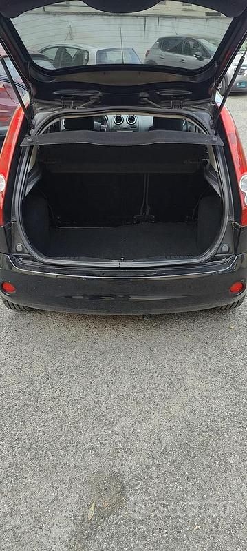 Usata Ford Fiesta 2008 Nero Utilitaria