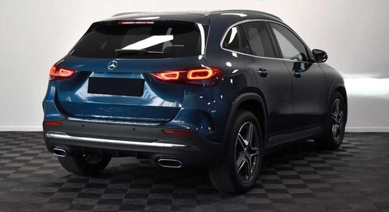 Usata Mercedes GLA220 Premium 190 CV (139 kW) 2022 Blu/azzurro SUV