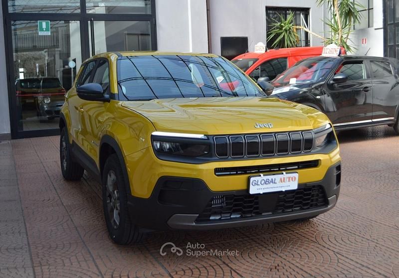 Nuova Jeep Avenger Longitude 101 CV (74 kW) 2025 Giallo SUV