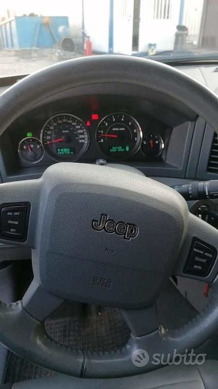 Usata Jeep Grand Cherokee 2005 Grigio SUV