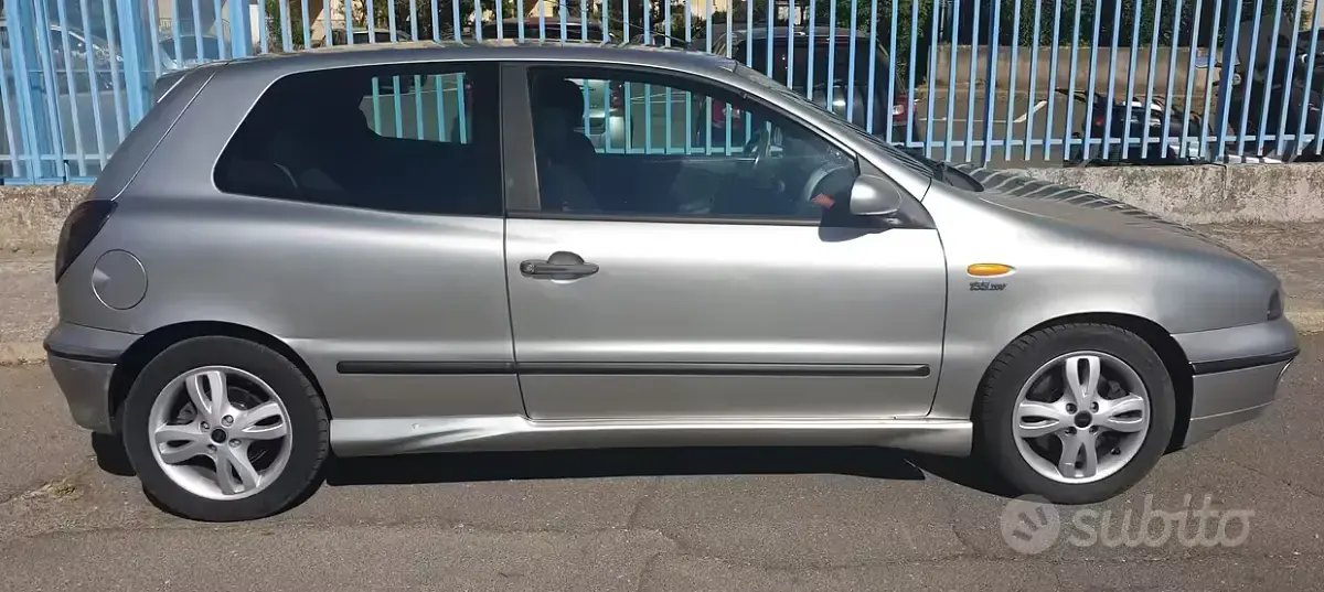 Usata Fiat Bravo 154 CV (113 kW) 2000 Grigio Utilitaria