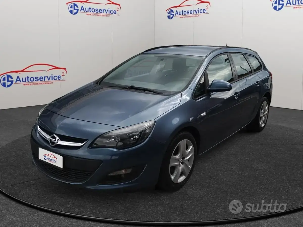 Usata Opel Astra 140 CV (102 kW) 2015 Station wagon