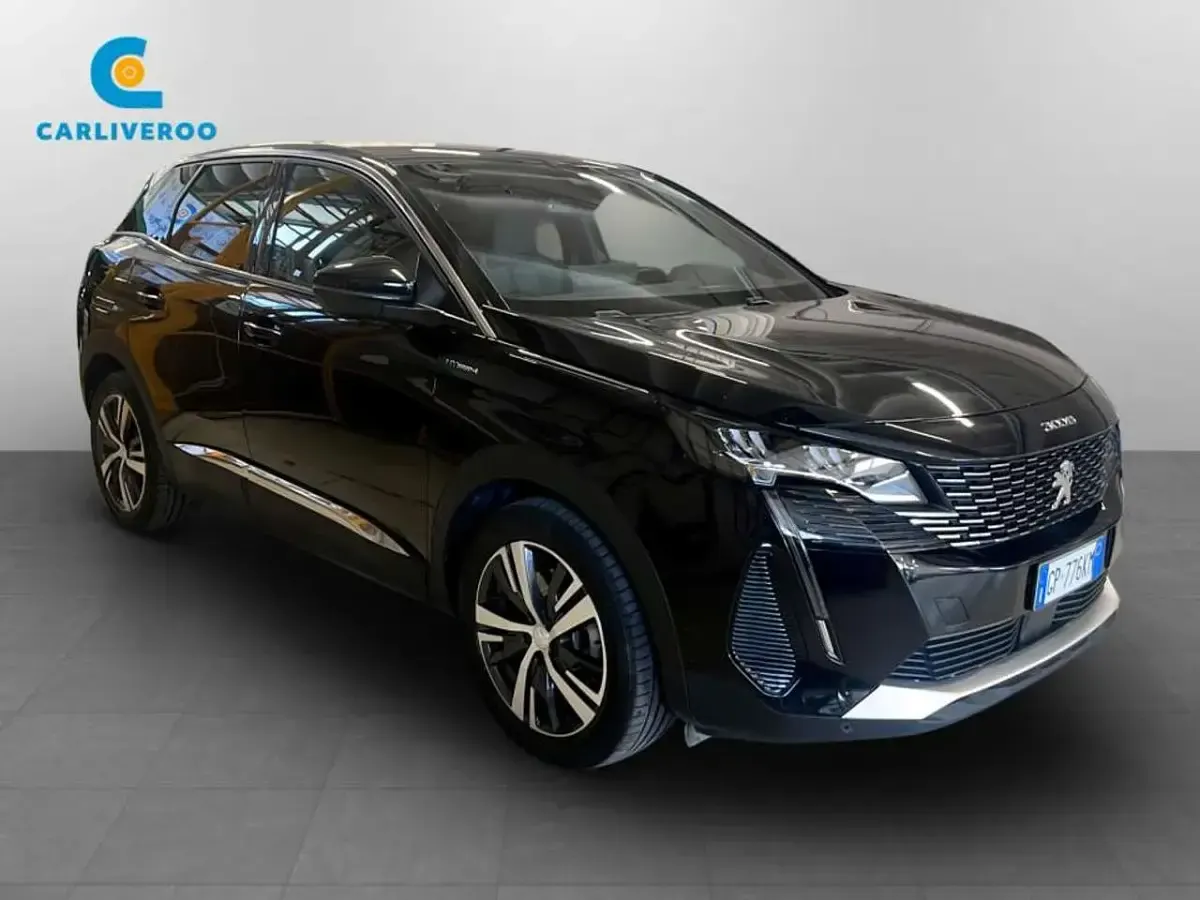 Usata Peugeot 3008 Allure 302 CV (222 kW) 2023 Nero metallizzato SUV