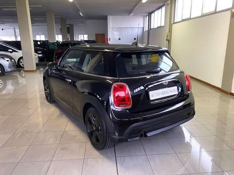 Usata Mini ONE Classic 75 CV (55 kW) 2022 Nero Utilitaria