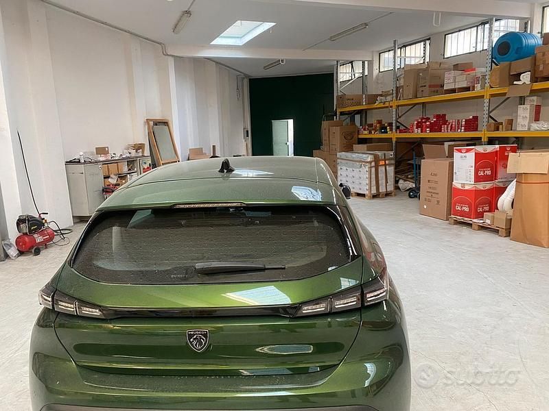 Usata Peugeot 308 131 CV (96 kW) 2022 Verde Berlina
