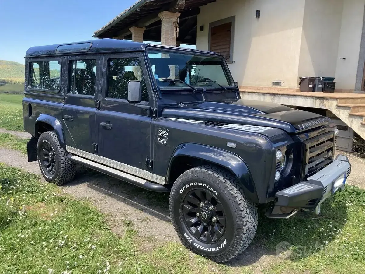 Usata Land Rover Defender 2011 Marrone SUV