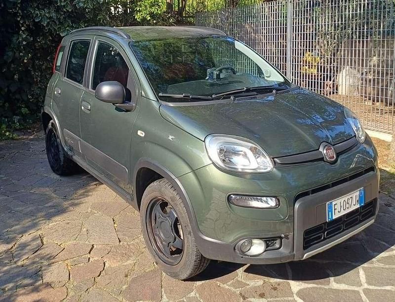 Second-hand Fiat Panda 4x4 S 95 CP (69 kW) 2017 Verde Hatchback