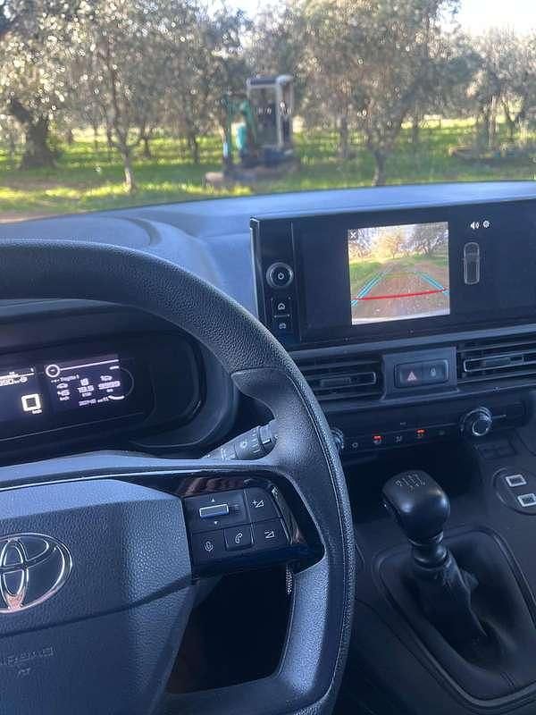 Usata Toyota Proace City City 131 CV (96 kW) 2024 Bianco Monovolume