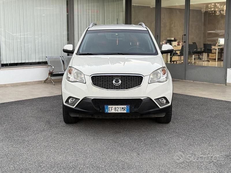 Usata SsangYong Korando 175 CV (128 kW) 2011 Bianco SUV