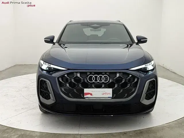 Usata Audi Q5 S-Line 204 CV (150 kW) 2025 Blu navarra metallizzato SUV
