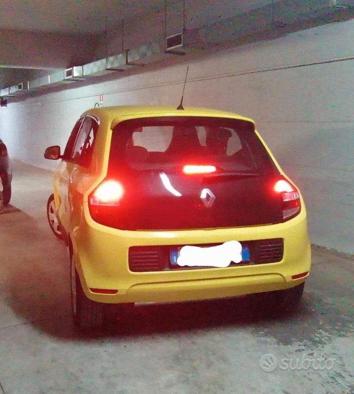 Usata Renault Twingo 69 CV (50 kW) 2015 Giallo Utilitaria