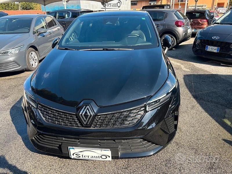 Usata Renault Clio V Techno 91 CV (66 kW) 2024 Nero Berlina