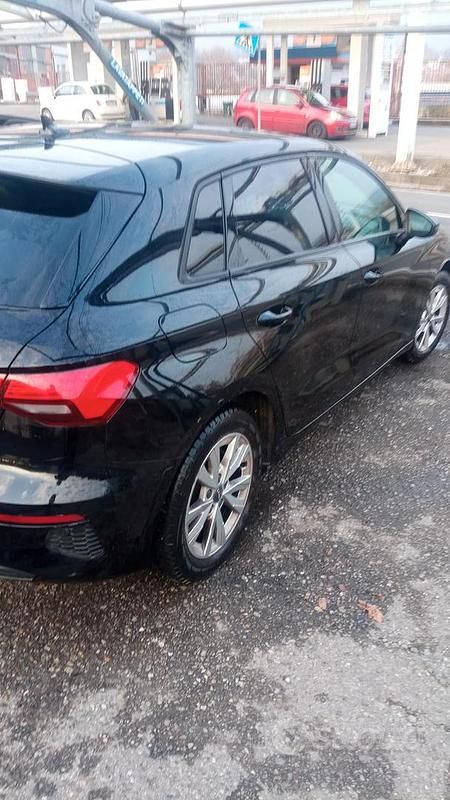Usado Audi A3 150 CV (110 kW) 2023 Negro Berlina
