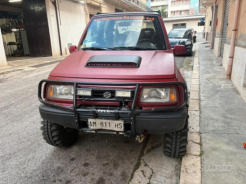 Usata Suzuki Vitara 1996 Rosso SUV