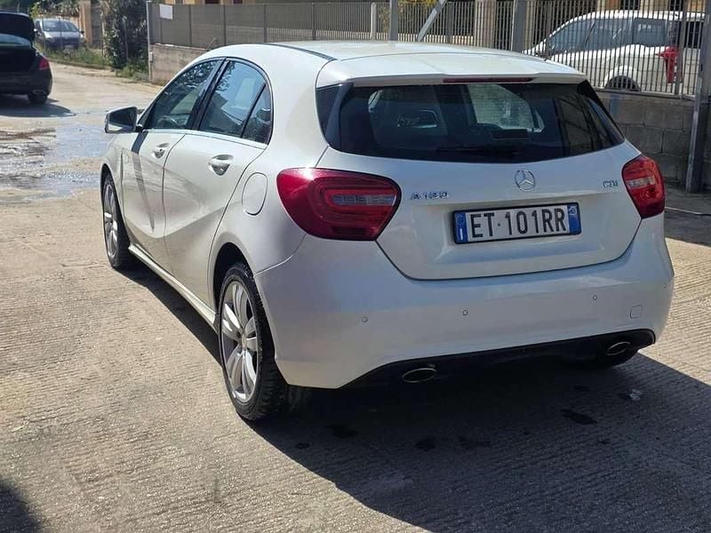 Occasion Mercedes A180 Executive 109 ch (80 kW) 2013 Blanc Berline