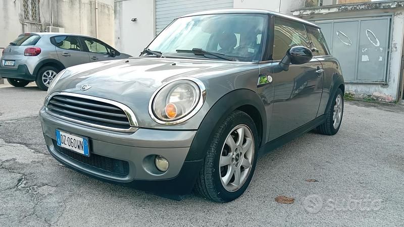 Grigio Usata 2010 Mini Cooper Coupé Coupé | 3400 € - Immagine 1/4