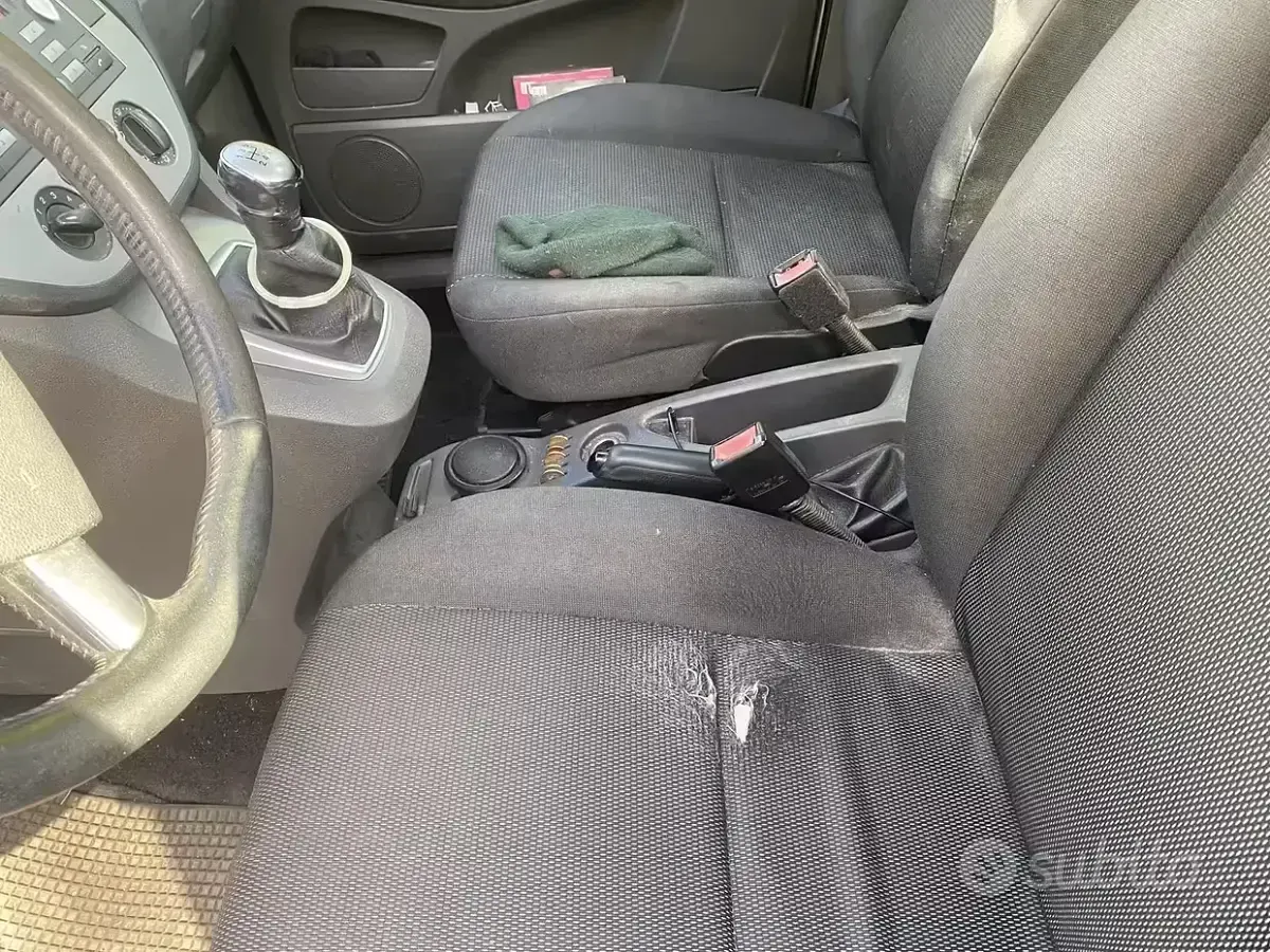 Usata Ford C-MAX 109 CV (80 kW) 2009 Grigio Monovolume