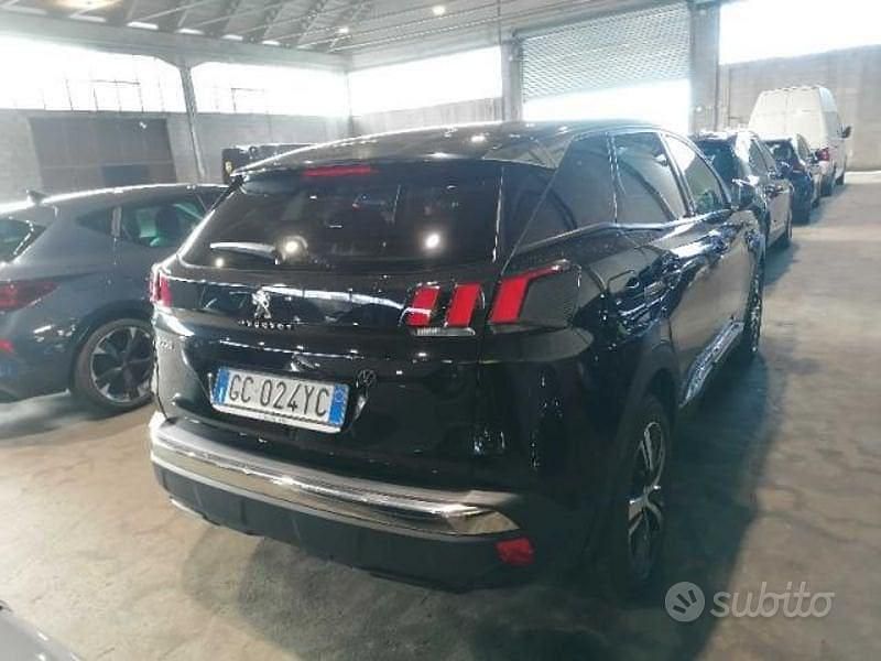 Usata Peugeot 3008 Allure 130 CV (95 kW) 2020 Nero SUV