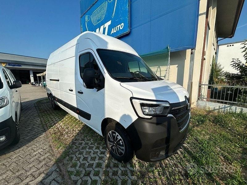 Begagnad Renault Master 2022 Vit Minibuss