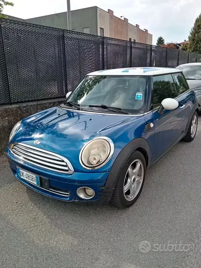 Usata Mini Cooper 120 CV (88 kW) 2007 Bluazzurro Utilitaria