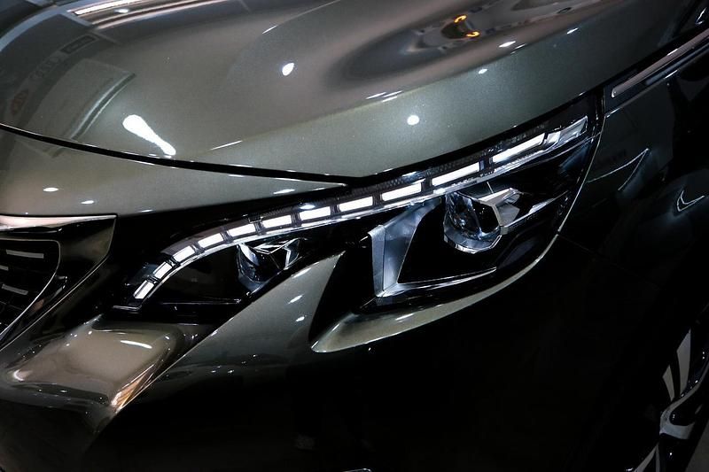 Usata Peugeot 3008 Allure 131 CV (96 kW) 2019 Grigio Station wagon