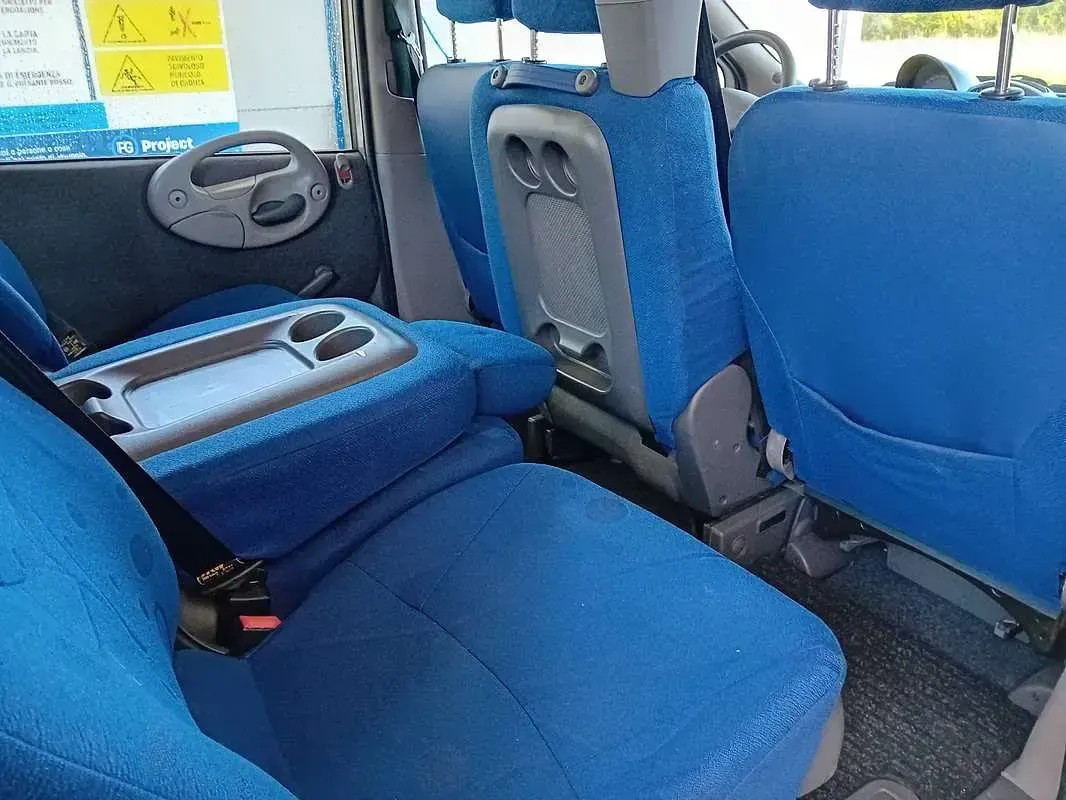Usata Fiat Multipla 103 CV (75 kW) 2001 Grigio Monovolume