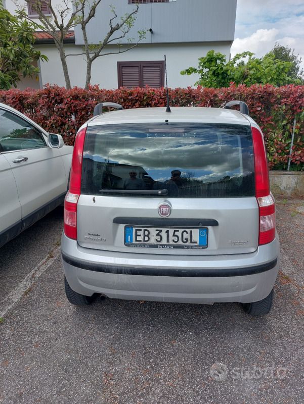 Grigio Usata 2010 Fiat Panda Due volumi | 3500 € - Immagine 1/4