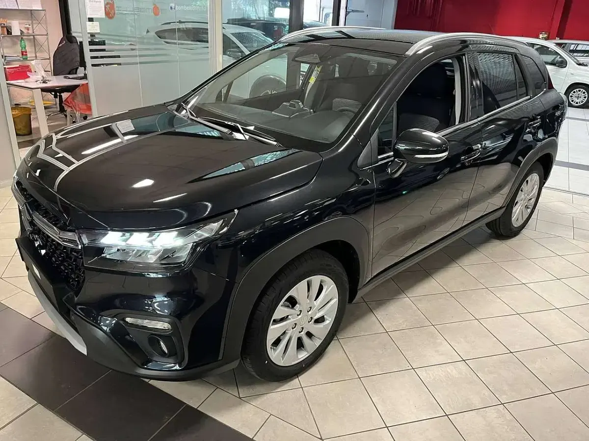 Usata Suzuki SX4 S-Cross 110 CV (80 kW) 2025 Nero SUV