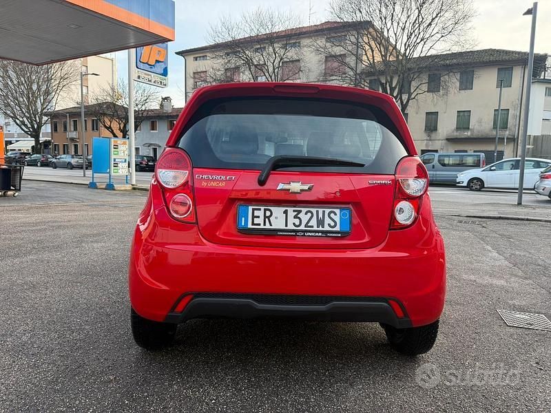 Usata Chevrolet Spark 68 CV (50 kW) 2013 Rosso Utilitaria