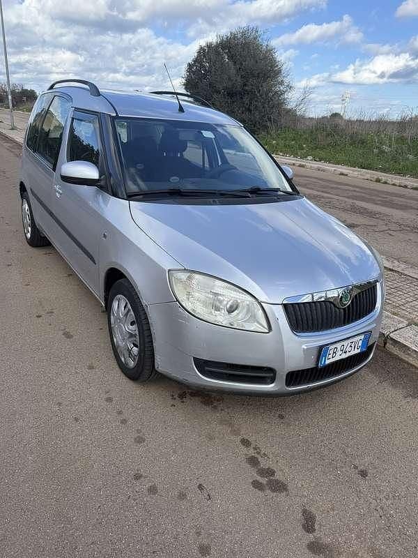 Grigio Usata 2010 Skoda Roomster Style Monovolume | 1500 € (Super prezzo) - Immagine 1/4