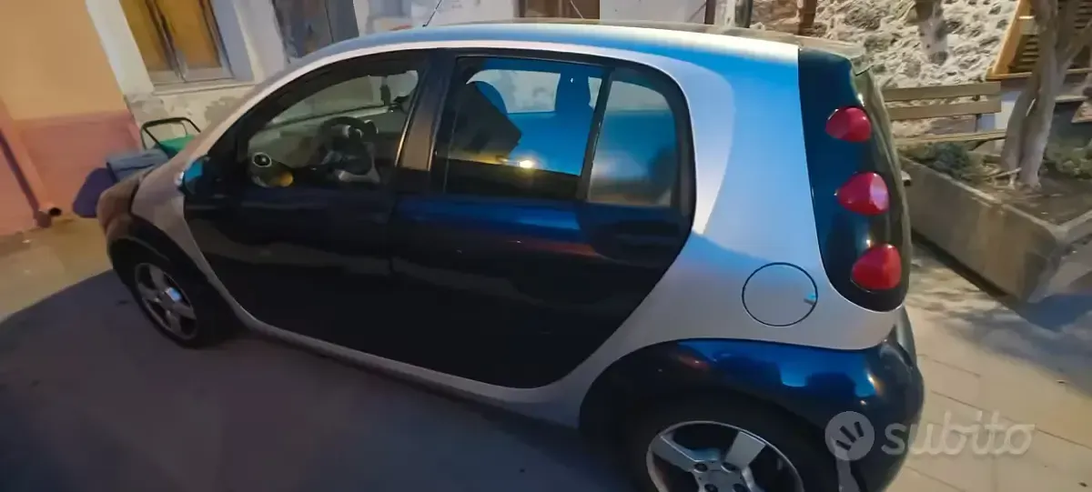 Usata Smart ForFour 95 CV (69 kW) 2006 Utilitaria