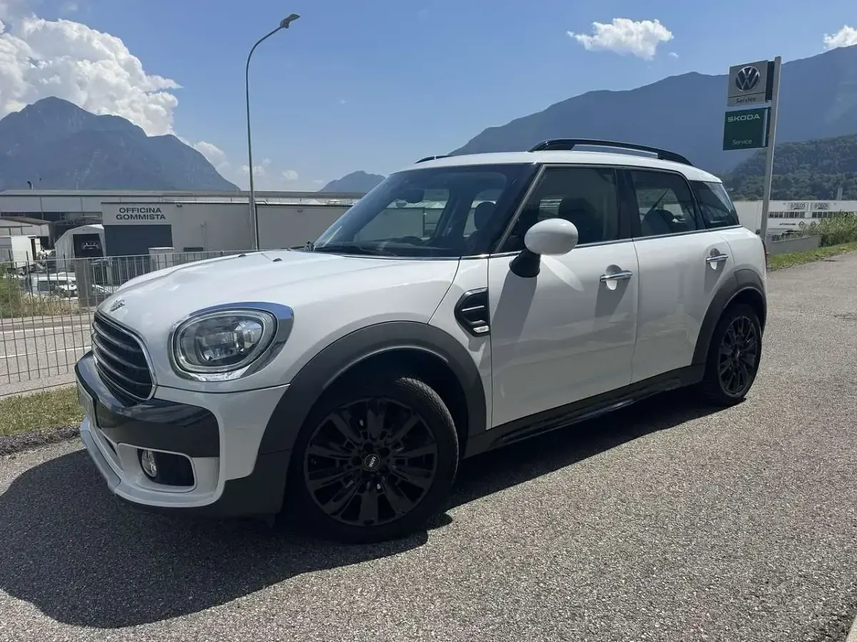 Usata Mini One D Countryman Hype 116 CV (85 kW) 2018 Bianco SUV